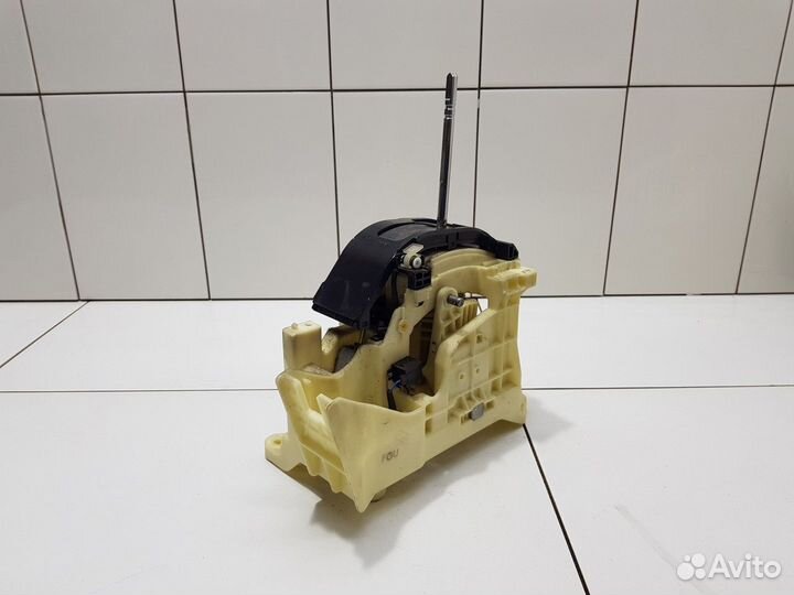 Кулиса кпп (Hyundai Santa Fe II)