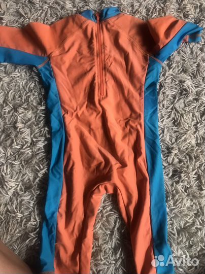 Плавательный костюм 98