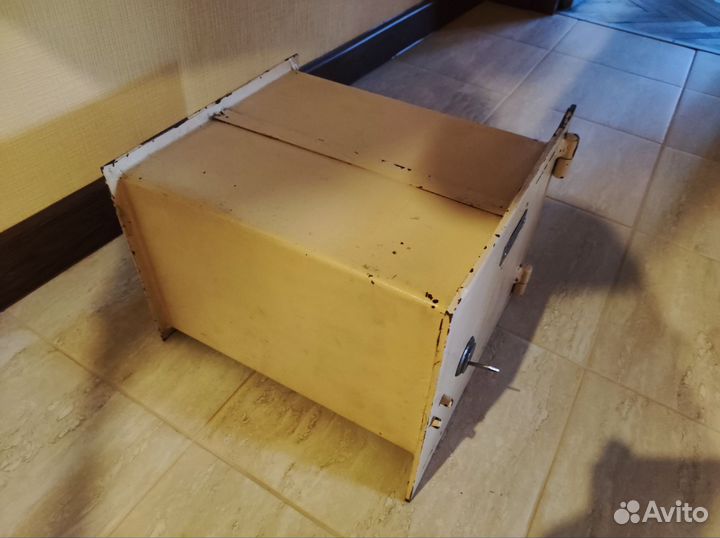 Сейф советский маленький