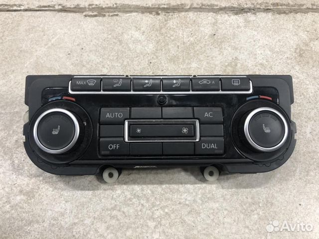 Блок управления климатической установкой Volkswage