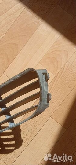 Решетка бампера audi 100 c4