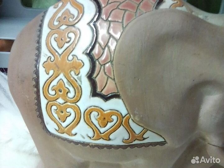 Статуэтка слон