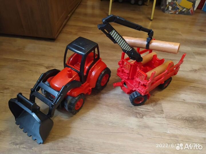 Трактор-погрузчик лесовоз с прицепом Полесье