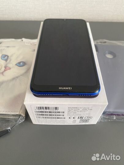 HUAWEI Y7 (2019), 3/32 ГБ