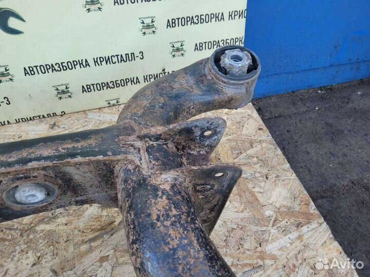 Подрамник задний bmw x5 e 53