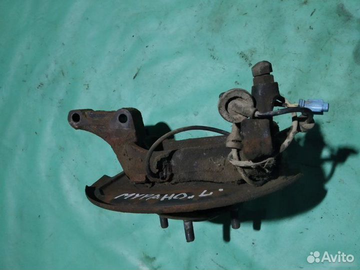 Кулак поворотный левый Nissan Murano Z50