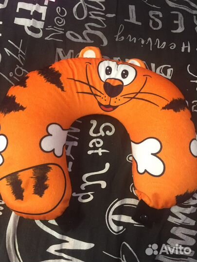 Подушка для шеи в авто