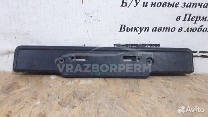 Рамка под номер передняя Toyota Land Cruiser Prado