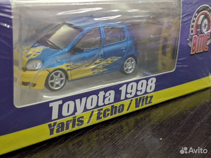 Масштабная модель Toyota Yaris 1:64