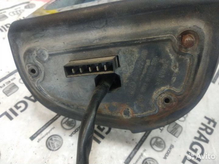 Зеркало правое Mercedes-Benz C-Class W202