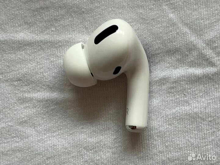 Airpods pro правый наушник новый
