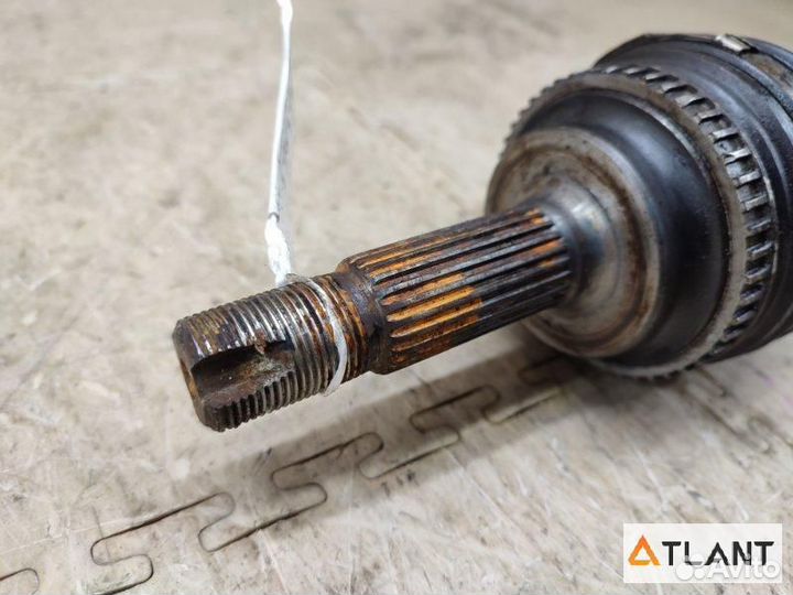 Привод передний левый toyota funcargo