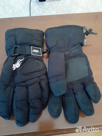 Перчатки горнолыжные
