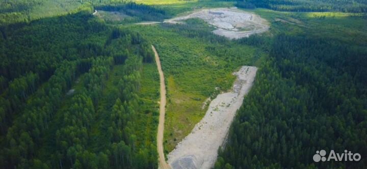 Гранитный карьер в Карелии для производства щебня
