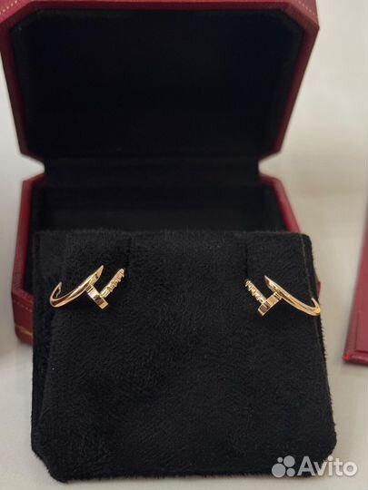 Золотые серьги гвоздь cartier