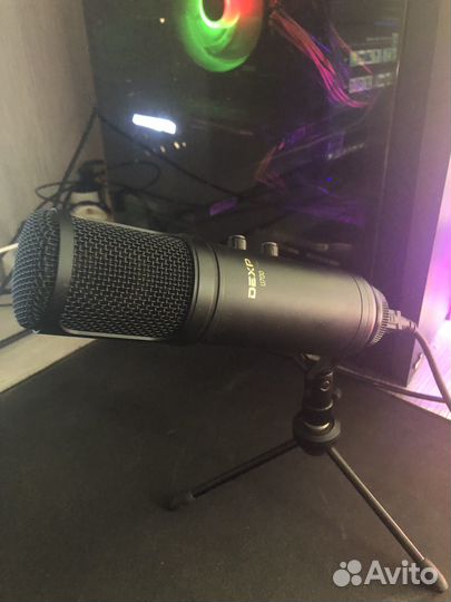 Студийный микрофон Dexp U700