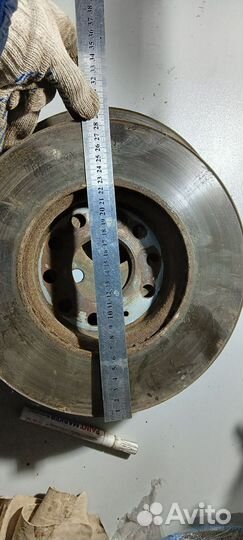 Тормозные диски передние Octavia A7