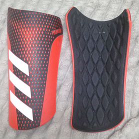 Щитки adidas predator футбольные