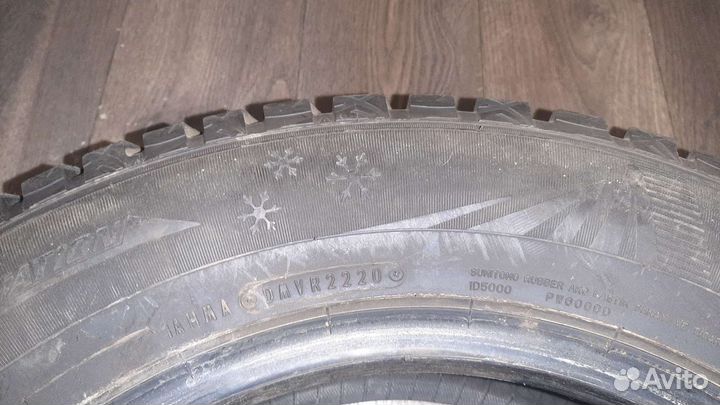Dunlop SP Winter Ice 03 205/65 R16 99T