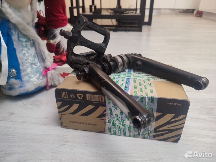 Шатуны, педали, каретка, звезда на бмх