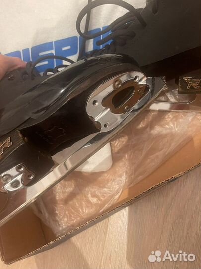 Фигурные коньки risport excellence