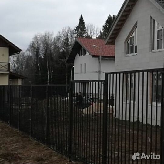 Забор металлический