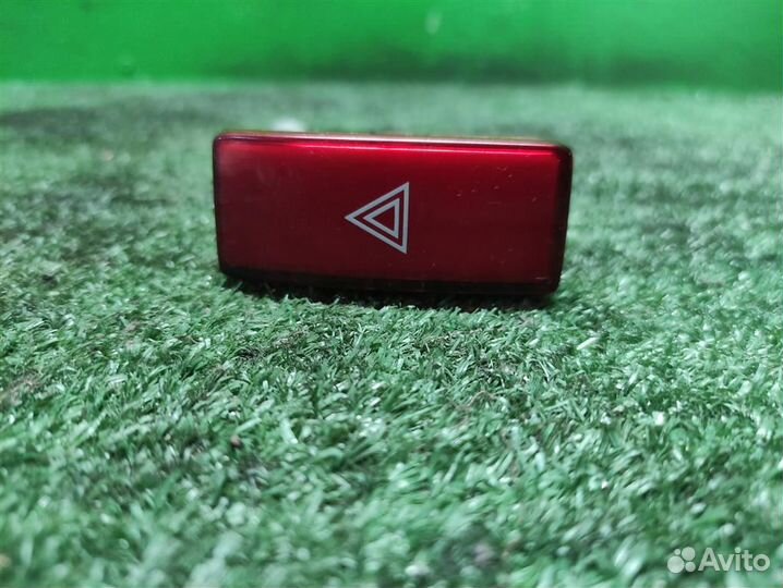 Кнопка аварийной сигнализации Honda CR-V 3 (RE) 2