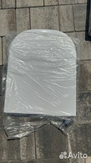 Крышка-сиденье Roca Gap Clean Rim