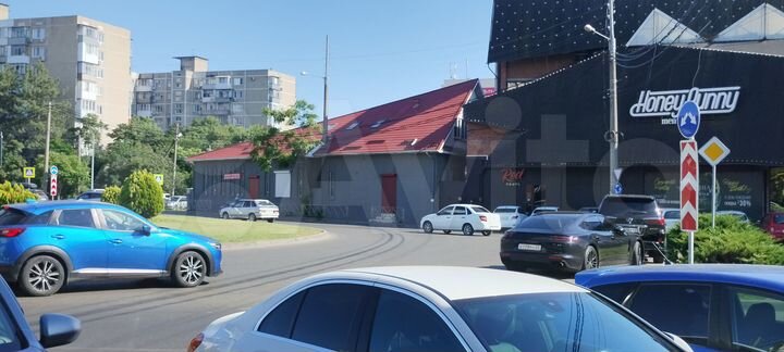 Отдельно-стоящее здание, 350 м²