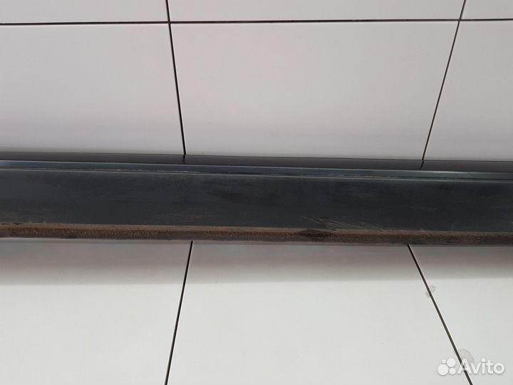 Накладка на порог левая