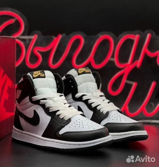 Кроссовки Nike Air Jordan 1 High