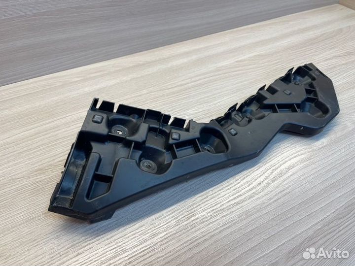 Кронштейн бампера задний правый LADA X-Ray