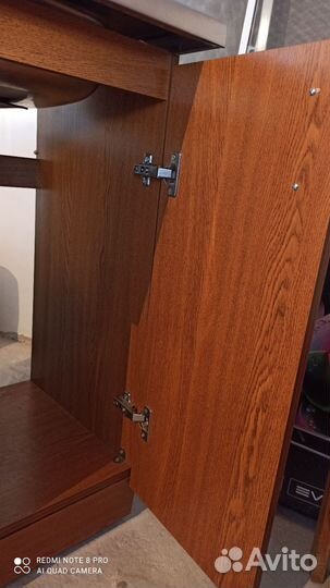 Кухонная мойка с тумбой