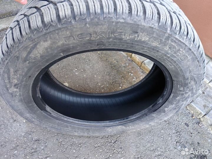 Nokian Tyres WR SUV 4 225/60 R18