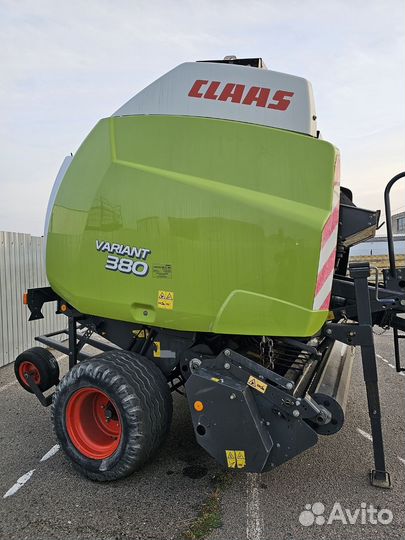 Пресс-подборщик Claas Variant 380, 2010