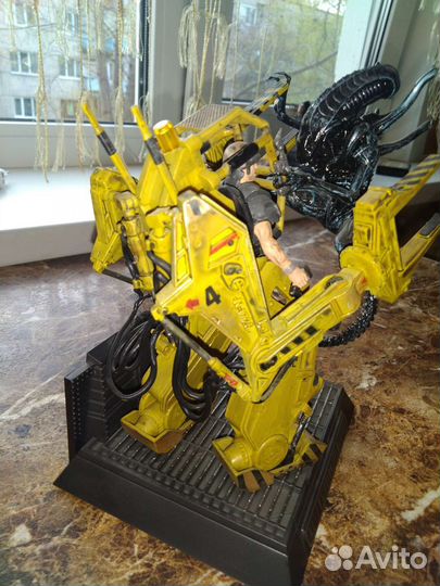 Статуэтка Aliens Colonial Marines