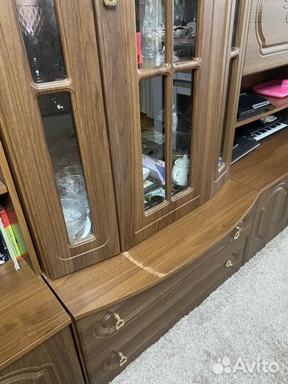 Стенка в гостиную