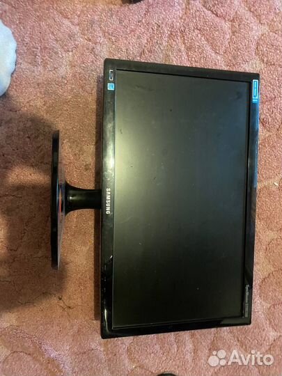 Монитор Samsung
