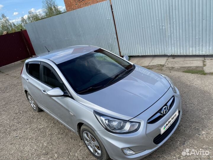 Hyundai Solaris 1.6 AT, 2012, 124 951 км