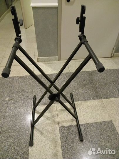 Стойка для клавишных nordflok