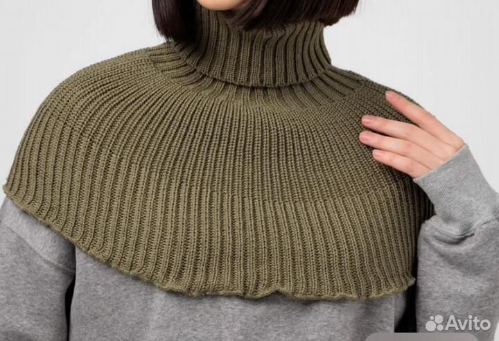 Манишка вязаная женская акрил теплая зимняя