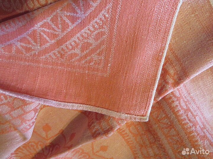 Винтажная льняная скатерть