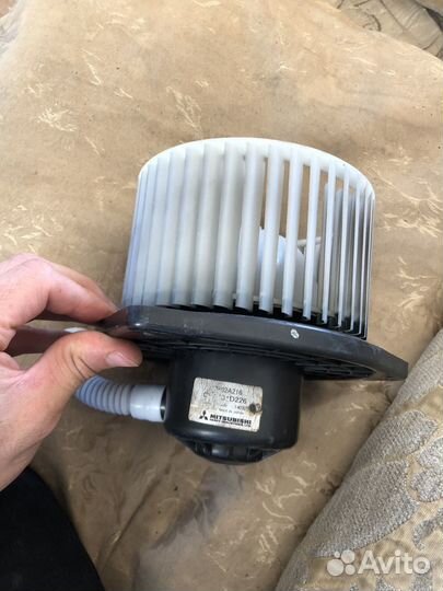 Моторчик печки mitsubishi lancer 10