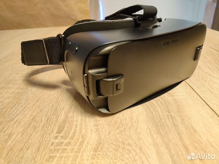 Samsung Gear VR (sm-r323