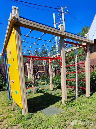 Уличный спортивный комплекс для детей