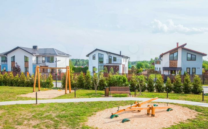 Коттедж 159,3 м² на участке 8 сот.