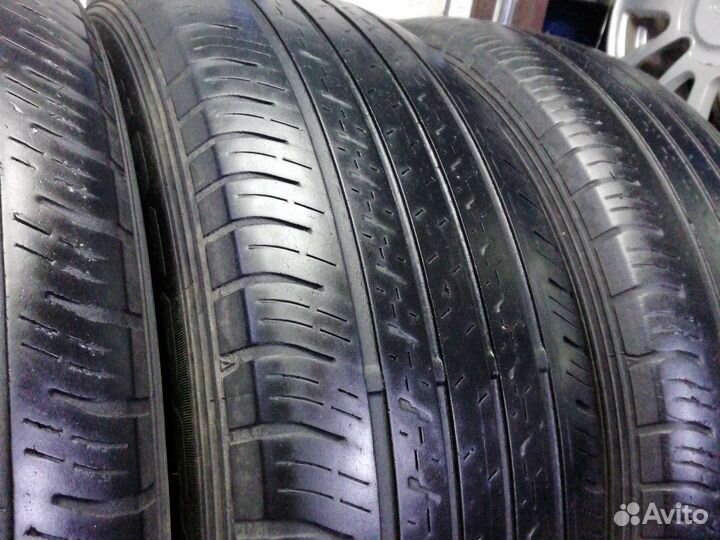 Dunlop Grandtrek ST30 225/65 R17 102H