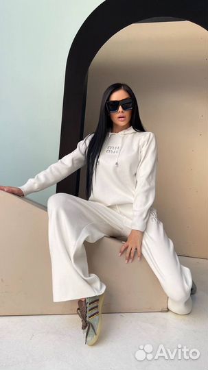 Кашемировый костюм Miu Miu