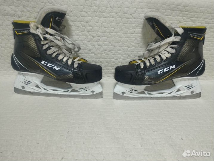 Коньки хоккейные