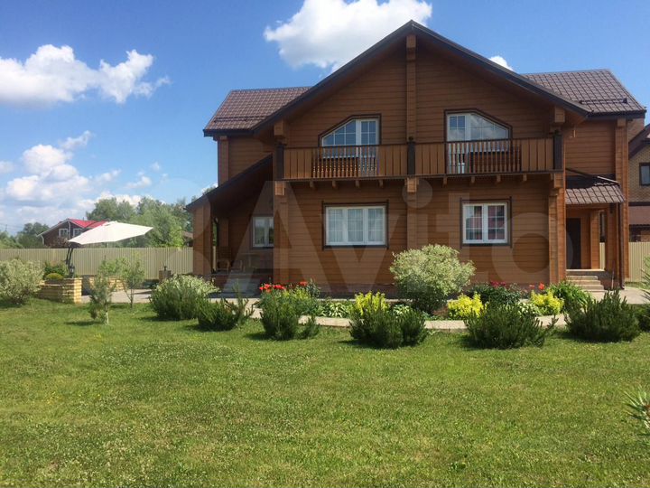 Дом 200 м² на участке 20 сот.